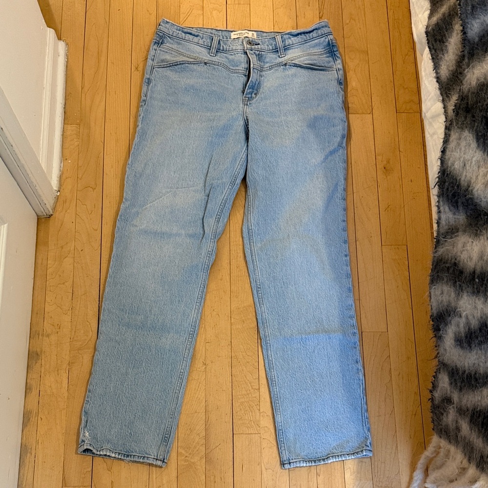 Abercrombie & Fitch Mid Rise Light Blue Straight Leg Jeans